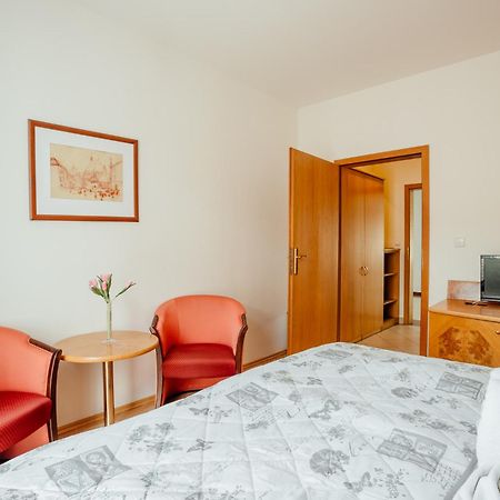 科林酒店 Banská Štiavnica 外观 照片