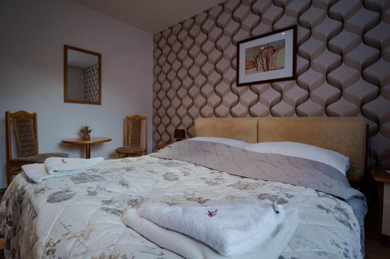 科林酒店 Banská Štiavnica 外观 照片