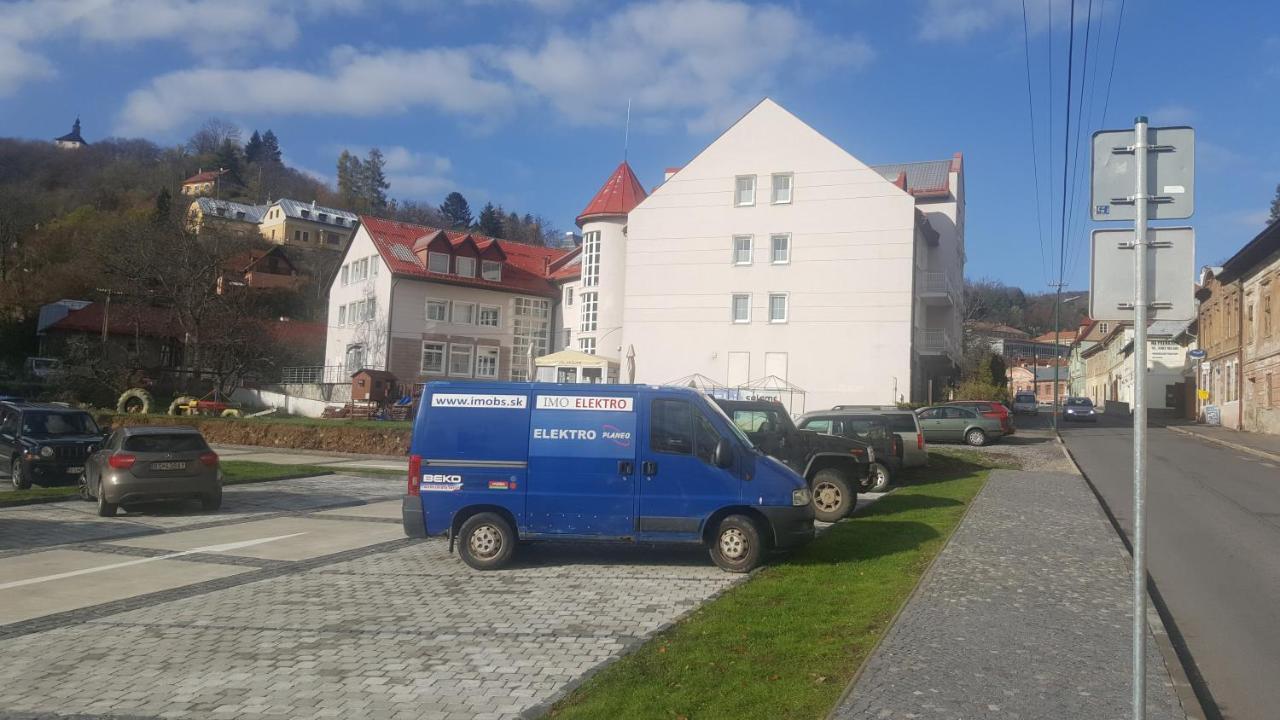 科林酒店 Banská Štiavnica 外观 照片
