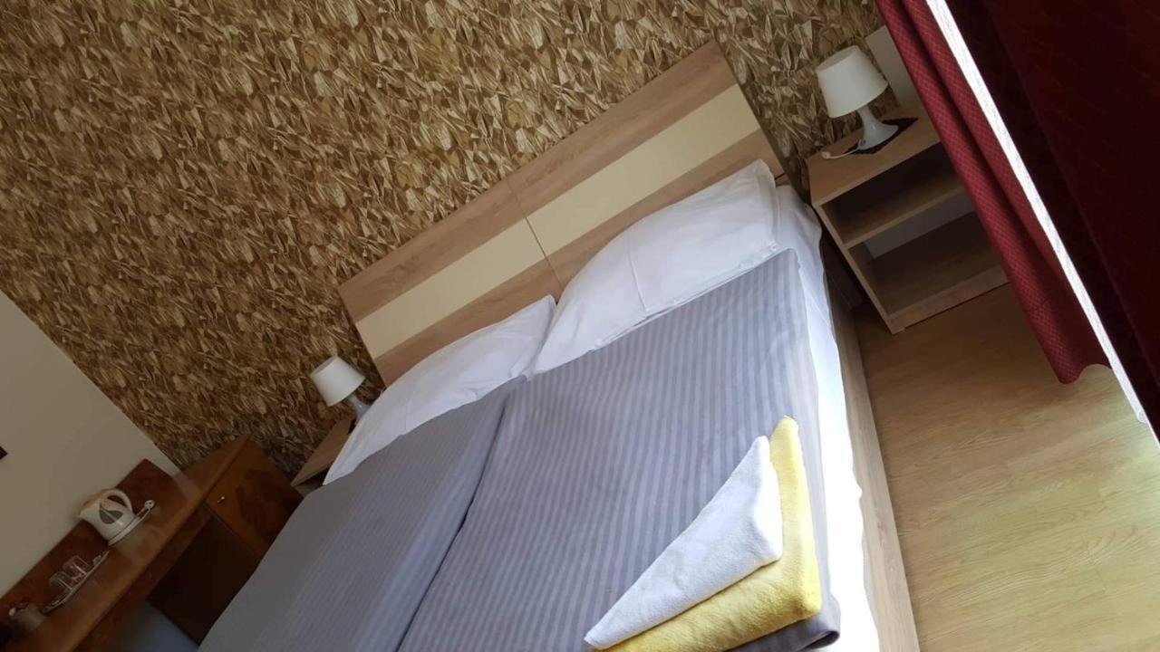 科林酒店 Banská Štiavnica 外观 照片